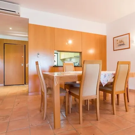 Spacious Terrace Pool & Tennis - Marina