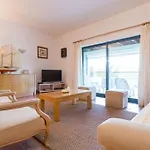 Spacious Terrace Pool & Tennis - Marina Lagos