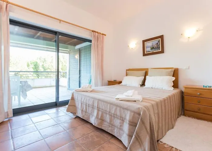 Spacious Terrace Apt Pool & Tennis - Marina Lagos *