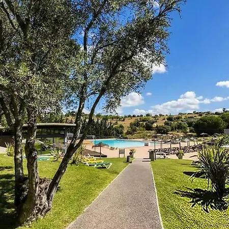 Spacious Terrace Pool & Tennis - Marina 拉哥斯